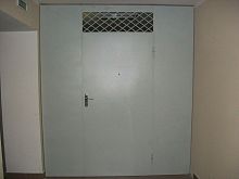 Металлическая дверь в тамбур МДТ-01